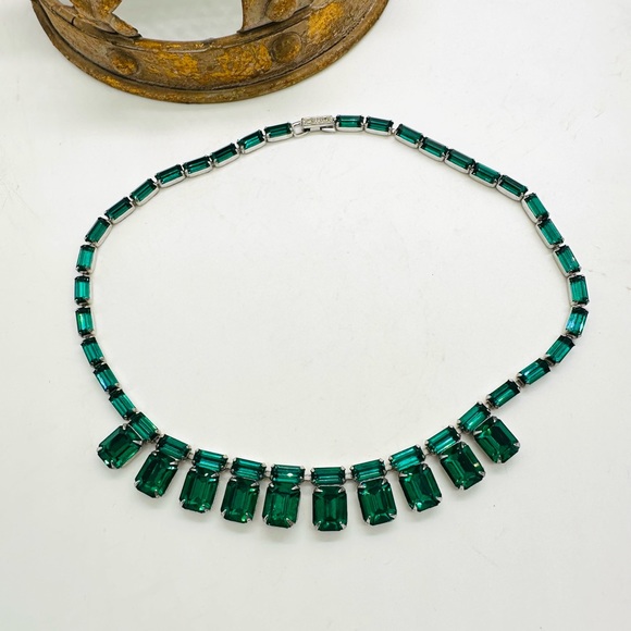 Vintage Rare Green Crystal Necklace - Picture 10 of 17